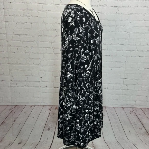 J. Jill Black & White Floral Midi Dress w/Pockets Long Sleeve Medium - Picture 5 of 11